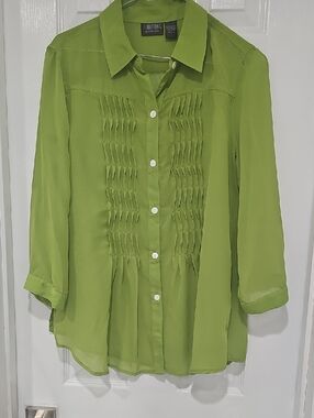 Chico's Bright Lime Green Pleated Button-Up Blouse